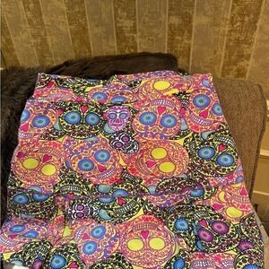 Dona Jo artsy skull golf/tennis Pickle ball skirt/skort  size‎ 2 (large)